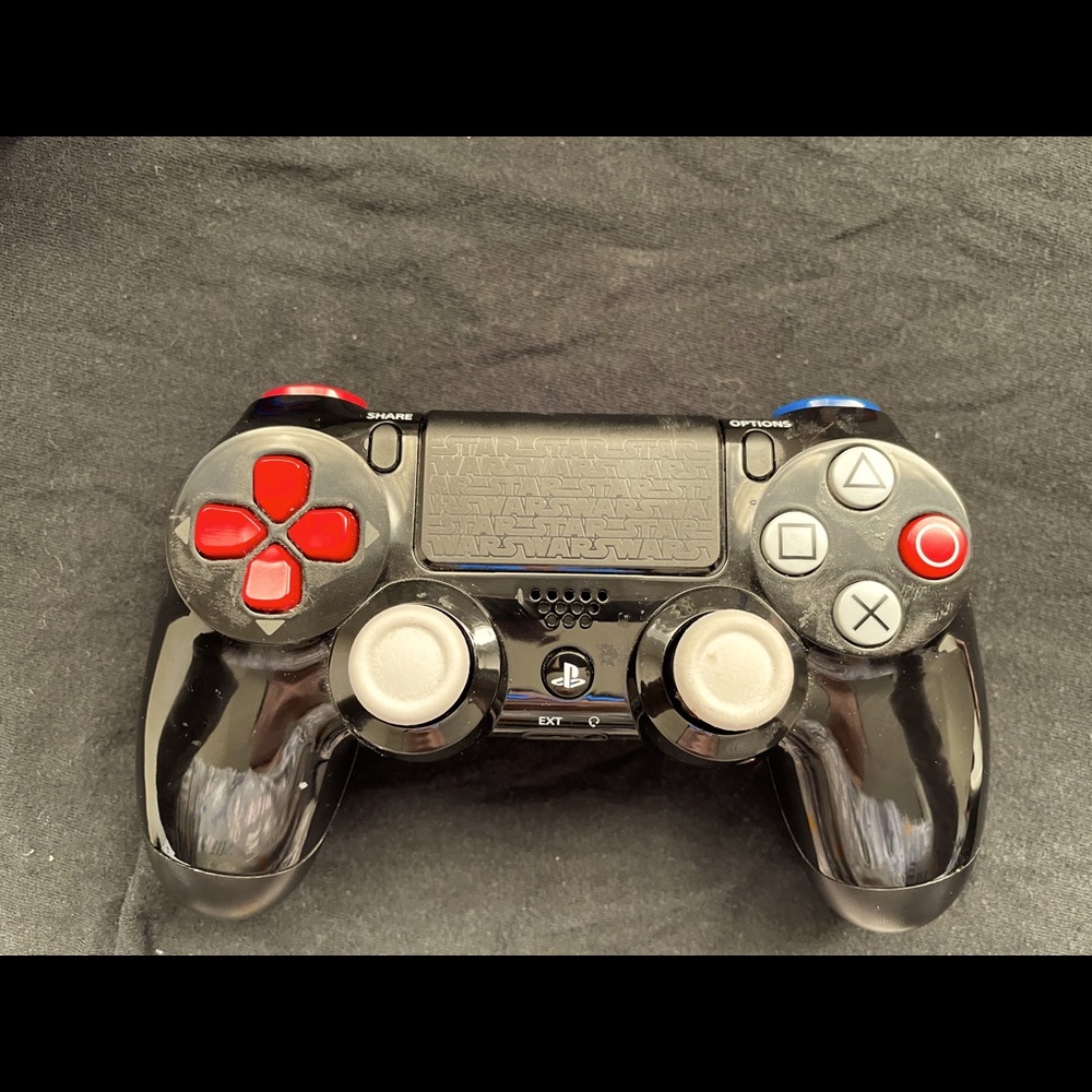PS4 Control Star wars edition $35